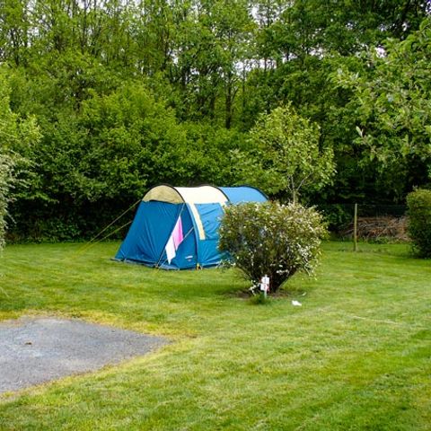 Kampeerplaats - Standplaats caravan of tent of camper 2/6 pers