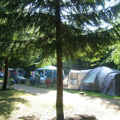 PLOT - NATURE package (2 pers, 1 pitch) without electricity