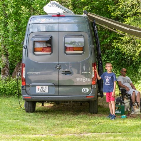 Stellplatz - FAMILIEN-Pauschale (2 Erwachsene + 2 Kinder (-12 Jahre) + Wohnwagen/Zelt/Wohnmobil + Auto)