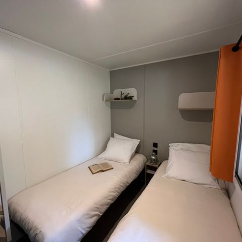 Mobilheim 6 personen - Mobilheim Eiche - 3 Schlafzimmer - zusätzliche Personen gegen Aufpreis möglich, kontaktieren Sie den Campingplatz