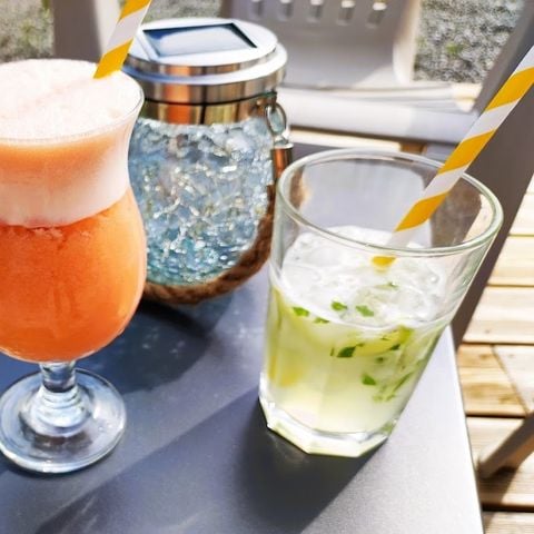 Stellplatz - Forfait Nature (1 Zelt, Wohnwagen oder Wohnmobil / 1 Auto)