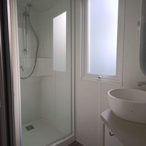 MOBILHOME 4 personnes - SMALL - 2 CHAMBRES - 2/4 PERSONNES