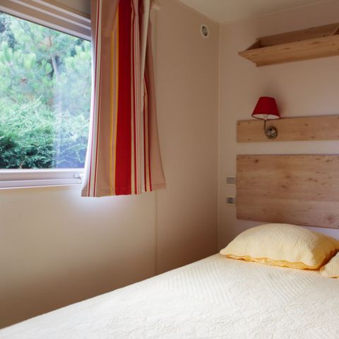 Hébergement 4 personnes - ROULOTTE - 2 CHAMBRES - 2/4 PERSONNES