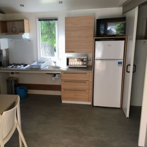 BUNGALOW 4 personnes - PMR - 2 CH  - 4PERS