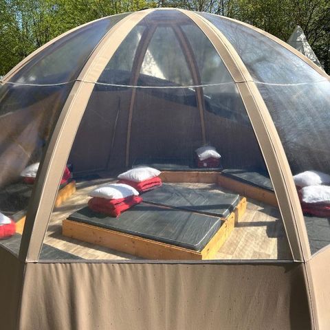 UNIEKE ACCOMMODATIE 8 personen - Transparante luchtbel - Geen sanitaire voorzieningen