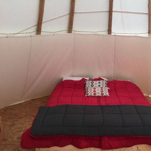 UNUSUAL ACCOMMODATION 8 people - Tipis - No sanitary facilities