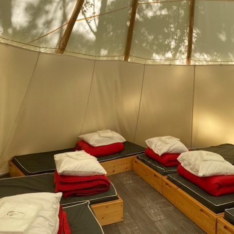 UNUSUAL ACCOMMODATION 8 people - Tipis - No sanitary facilities