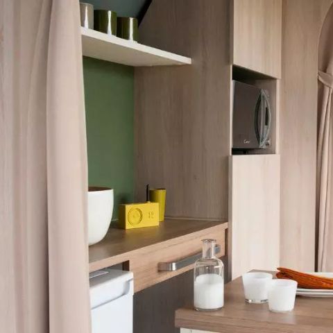 CANVAS AND WOOD TENT 4 people - CONFORT tent - 2 bedrooms - sleeps 4 without sanitary facilities