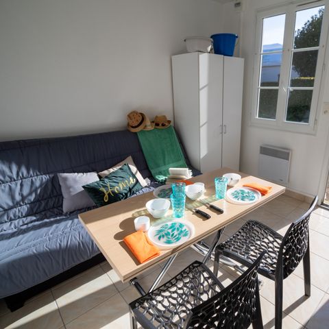 STUDIO 2 personnes - Studio Mimosa - 10 m² sans sanitaires arrivées du mercredi