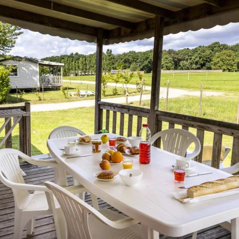 BUNGALOW 4 personnes - Mobil-Home Confort 3 Pièces 4 Personnes Climatisé + TV