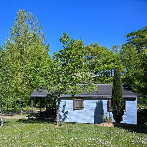 CHALET 4 personnes -  Chalet 24m² (2 chambres) avec terrasse couverte 4 pers