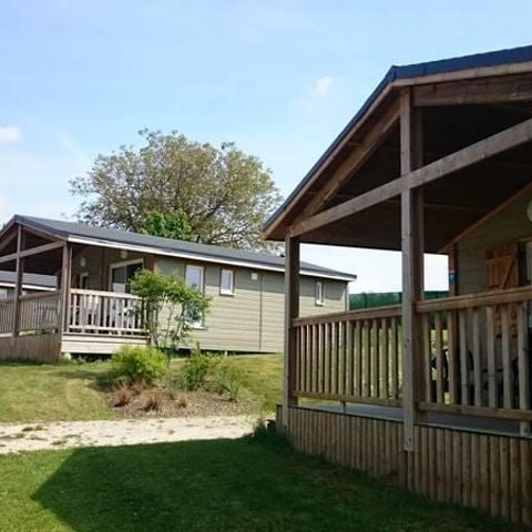 Chalet 6 Personen - Chalet 35m² (3 Zimmer) mit überdachter Terrasse 6 Pers.