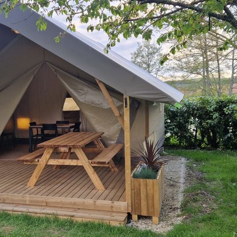Tente en toile et en bois 5 personnes - Mini Wood Lodge 23m2 - 2ch terrasse couverte