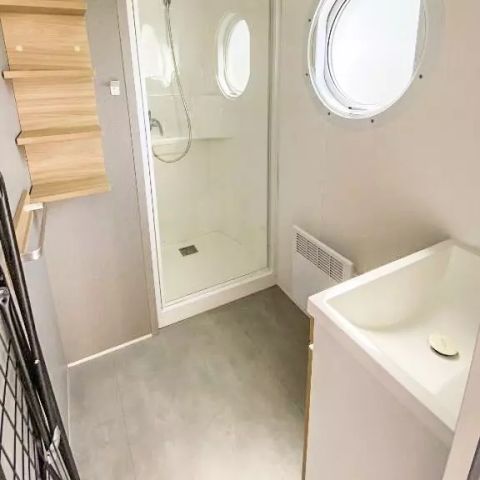 BUNGALOW 6 personnes - 3 Pièces 4/6 Personnes + TV