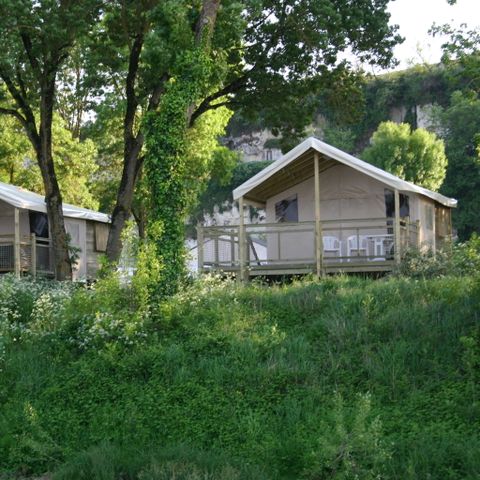 Tente en toile et en bois 4 personnes - Ecolodge (sur pilotis) sans sanitaires