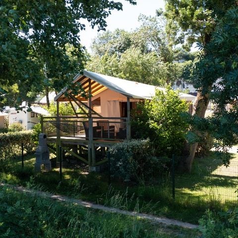 Safaritent 4 personen - Ecolodge (op palen) zonder sanitair