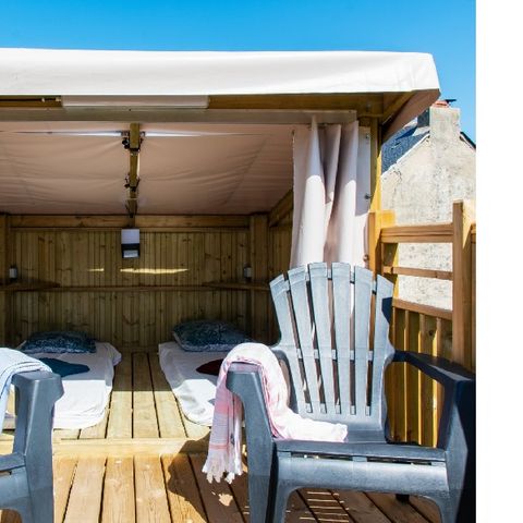 Canvas and wooden tent 2 persons - Campétoile (without sanitary facilities)