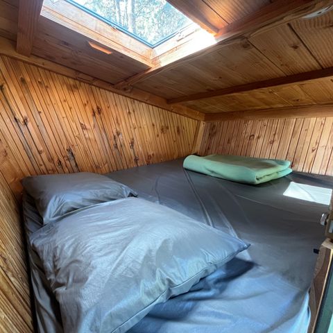 UNUSUAL ACCOMMODATION 2 people - Randoétapes - Wood structure + electricity -