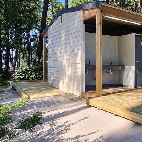 PIAZZOLA - Piazzola nuda - Tenda e roulotte - con elettricità -