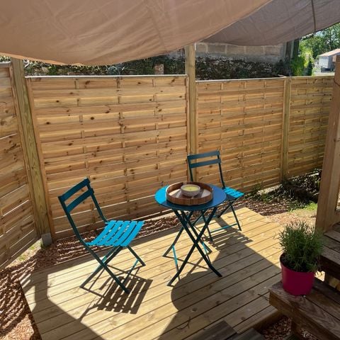 HÉBERGEMENT INSOLITE 2 personnes - Caballon - Structure bois et toile  + électricité -