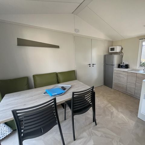 Mobile home 4 persons - Comfort mobile home - 25m² - 2 bedrooms - covered terrace on the side