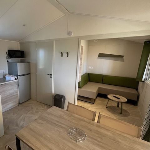 Mobile home 6 persons - Mobil home Confort plus - 27m² - 2 bedrooms + convertible - covered terrace