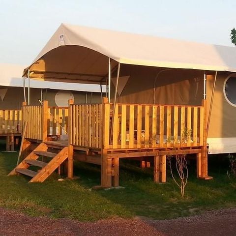 Canvas bungalow 5 persons - Standard 20m² (2 rooms) - without sanitary facilities