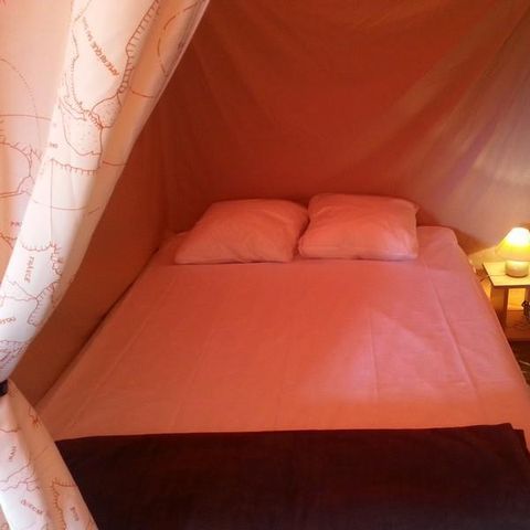 Canvas bungalow 5 persons - Standard 20m² (2 rooms) - without sanitary facilities