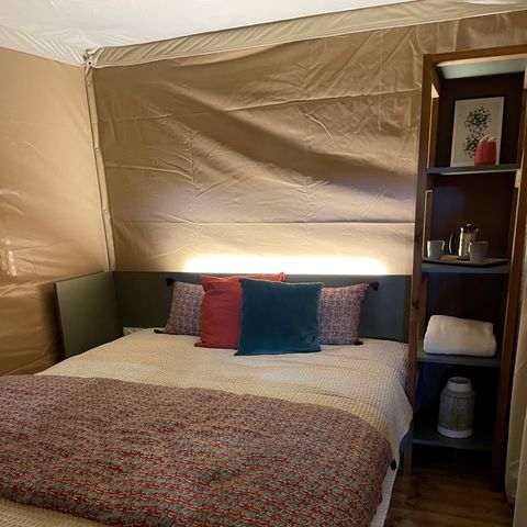 Tent van canvas en hout 4 personen - Lodge Toilé Confort 25m² (2 kamers) - met sanitair - overdekt terras