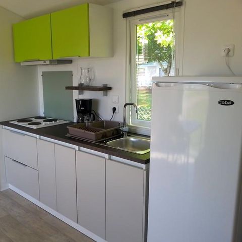 Stacaravan 4 personen - Standaard 27m² (2 slaapkamers) + geïntegreerd terras