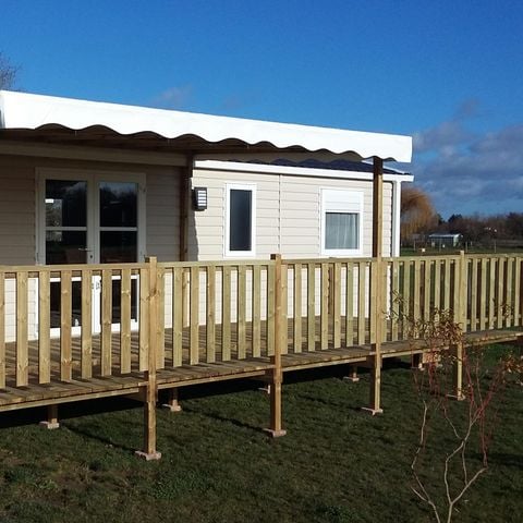 BUNGALOW 6 personnes - Premium 39m² (3 chambres) - 2 salles de bain - terrasse couverte
