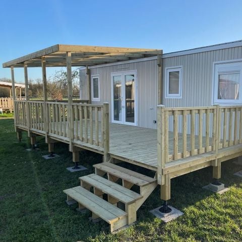 Mobile home 6 persons - Confort 35M2 (3bed-6 pers) + covered terrace