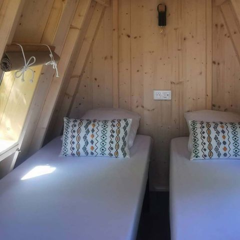 TIENDA DE CAMPAÑA 2 personas - Cabadian (sin instalaciones sanitarias)