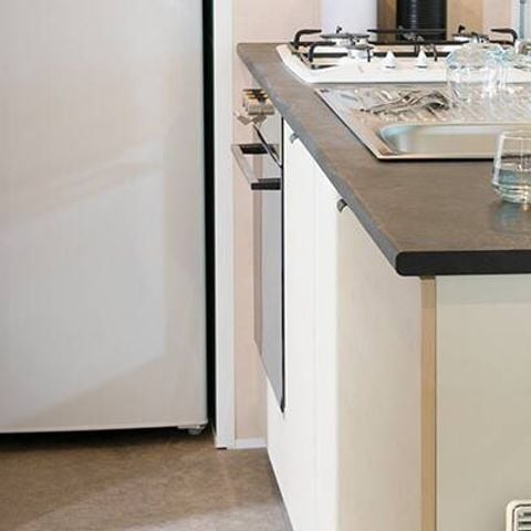 Mobilhome 6 personnes - Premium Exclusive | 3 Ch. | 6 Pers. | Terrasse surélevée | Clim. | TV