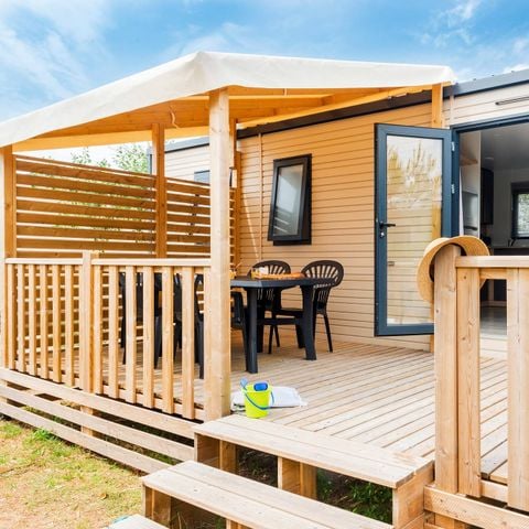 Mobilhome 8 personnes - Comfort | 4 Ch. | 8 Pers. | Terrasse surélevée | 2 SDB | Clim.
