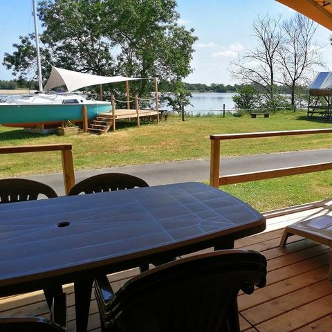 Canvas and wooden tent 4 persons - TENTE CANADA - without sanitary facilities 20 m² (20 sq. ft.)