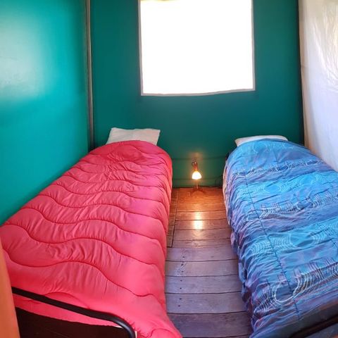 Canvas bungalow 4 persons - KIWI - without sanitary facilities 25 sqm