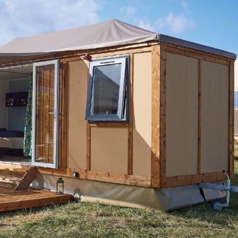 BUNGALOW DE LONA 4 personas - MOBILODGE - sin instalaciones sanitarias 15 m