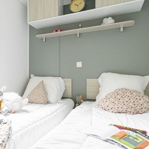 BUNGALOW 6 personnes - Cottage Premium 3 chambres + TV + Terrasse