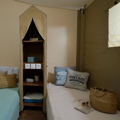 Tente en toile et en bois 4 personnes - WOOD LODGE CONFORT sans sanitaires