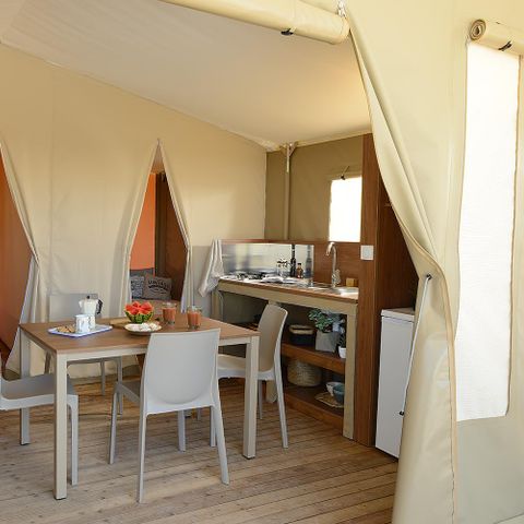 TIENDA DE LONA Y MADERA 5 personas - Wood Lodge Confort 25 m2 (2 habitaciones) + terraza cubierta