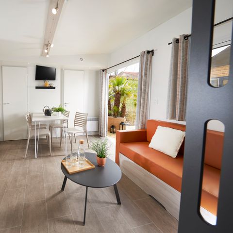 Stacaravan 6 personen - Homeflower Premium 35m² (3 kamers) + overdekt terras
