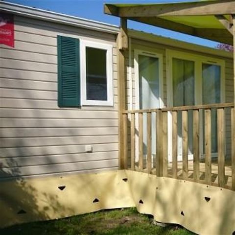 Stacaravan 6 personen - SAULDRE 33m² - 3 kamers / airconditioning met terras aan het meer