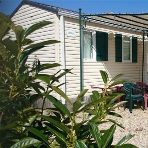 BUNGALOW 4 personnes - CHESNAIE 27m² / 2 chambres - terrasse couverte 4 pers.