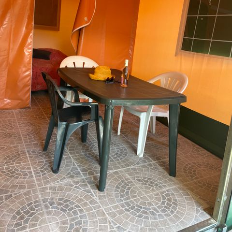 BUNGALOW IN TELA 5 persone - ECO arredato (senza servizi igienici)