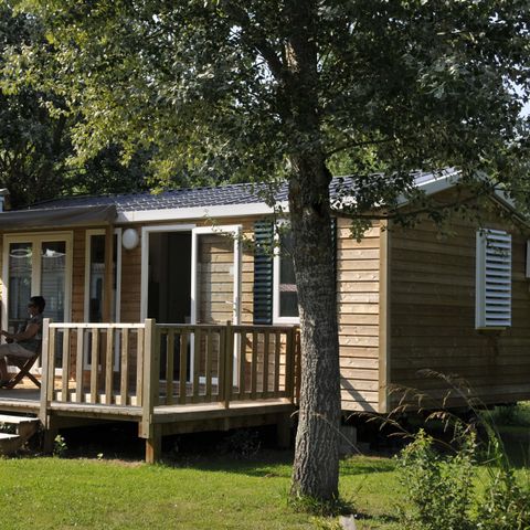 Mobilhome 4 personnes - Mobil home Premium 2 chambres 27-32m² + Terrasse semi-couverte + TV + LV (samedi)