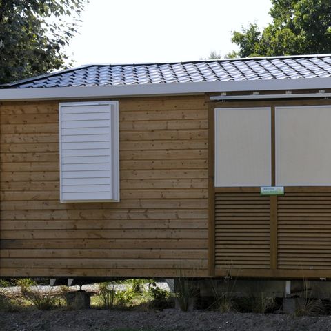 BUNGALOW 4 personnes - Premium 2 chambres 27-32m² + Terrasse semi-couverte + TV + LV (samedi)