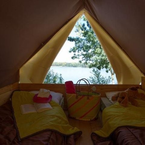 Tenda in tela e legno 2 persone - Tenda bivacco standard con 1 camera da letto (senza servizi igienici / senza cucina / senza parcheggio)