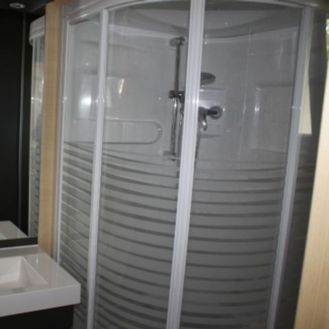 Chalet 6 Personen - Komfort 3 Zimmer 35m² + Integrierte Terrasse + TV