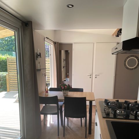 Stacaravan 4 personen - NIEUW // Homeflower Premium 2 kamers 29m² + Halfoverdekt terras + LV + TV